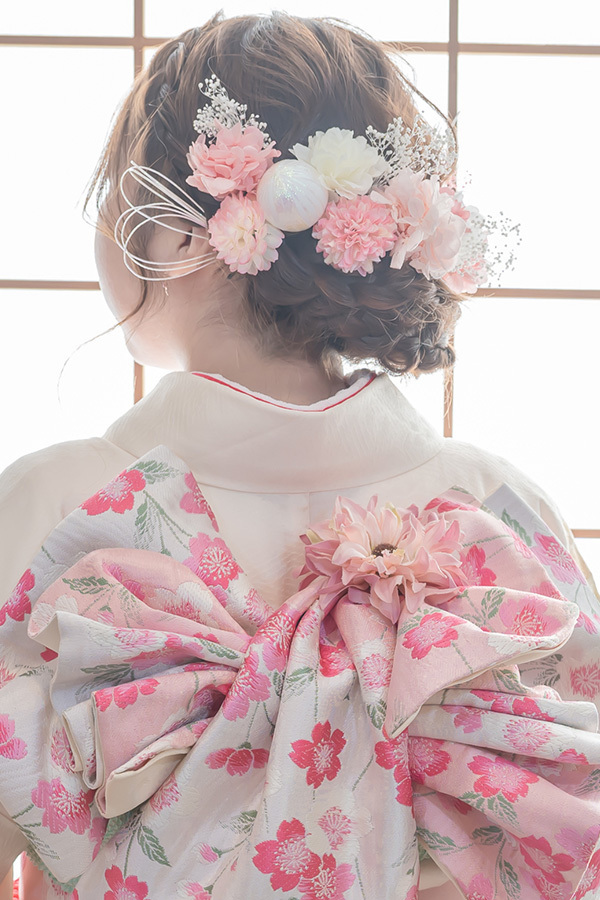 静岡のフィーノ記念日で撮影した成人式の記念写真のヘアメイク