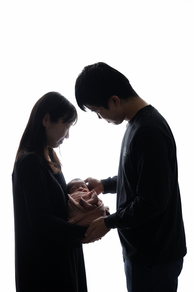 静岡市・富士市・沼津市のドレス専門店フィーノ記念日のニューボーン（新生児の記念撮影）