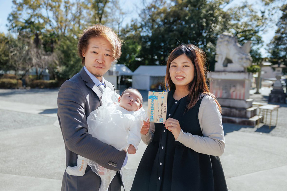 富士市の記念写真撮影・フィーノ富士店の三日市神社でのお宮参りの撮影