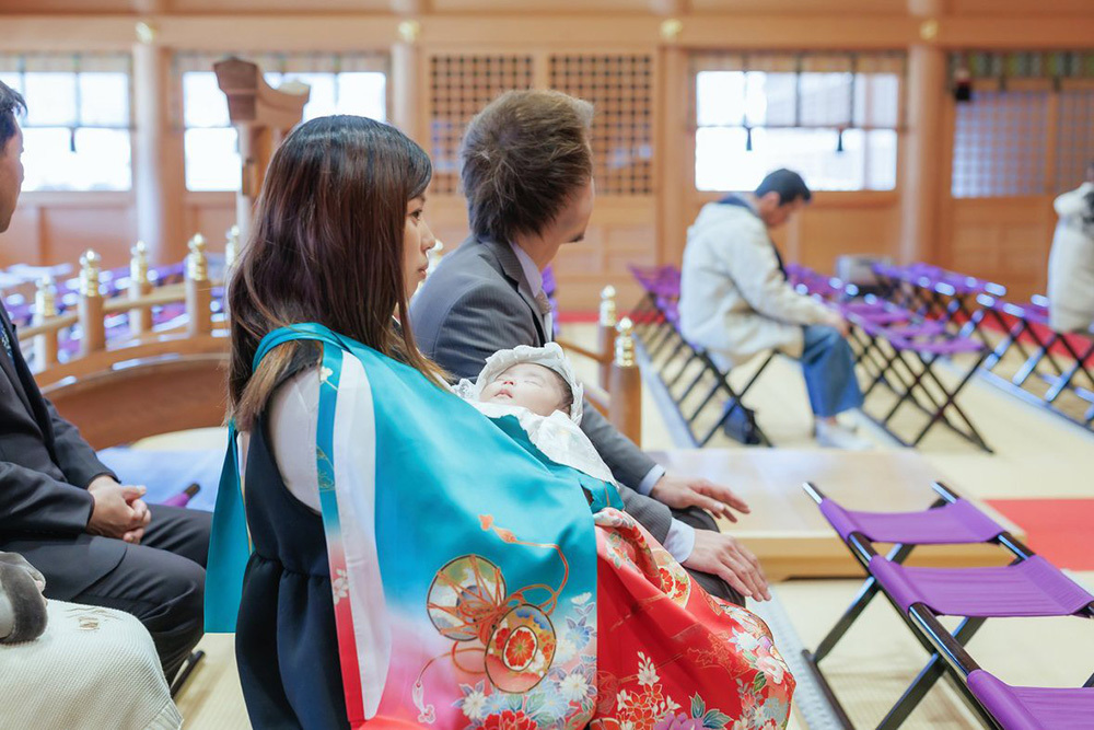富士市の記念写真撮影・フィーノ富士店の三日市神社でのお宮参りの撮影