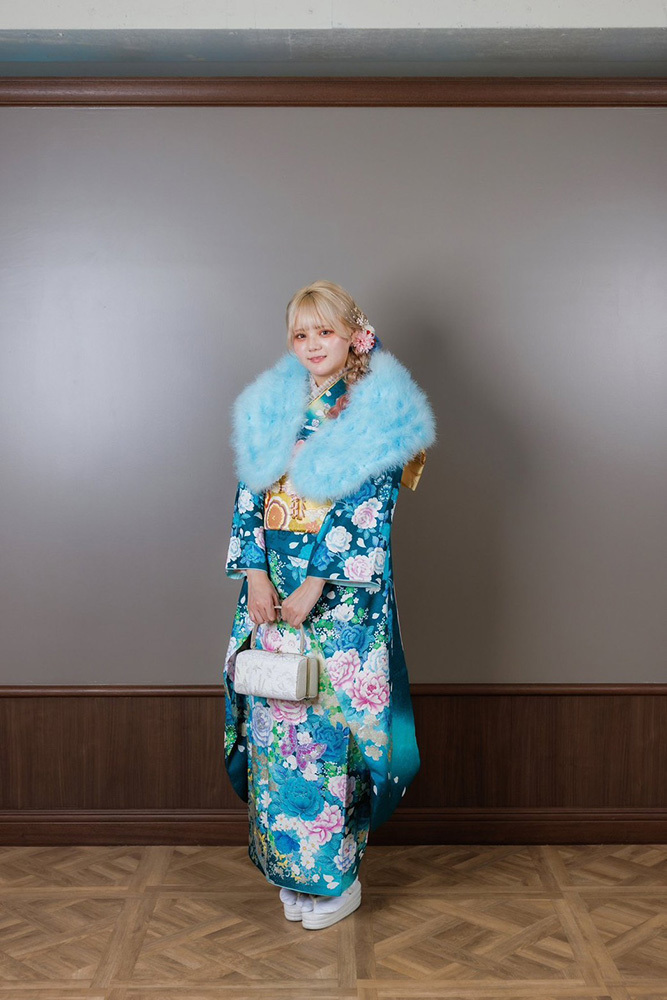 富士市の記念写真撮影・フィーノ富士店のスタジオでの成人式前撮りの撮影