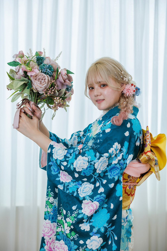 富士市の記念写真撮影・フィーノ富士店のスタジオでの成人式前撮りの撮影