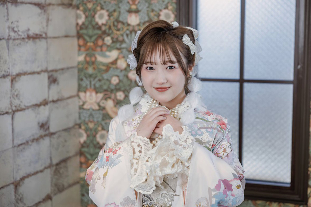 富士市の記念写真撮影・フィーノ富士店のスタジオでの成人式前撮りの撮影