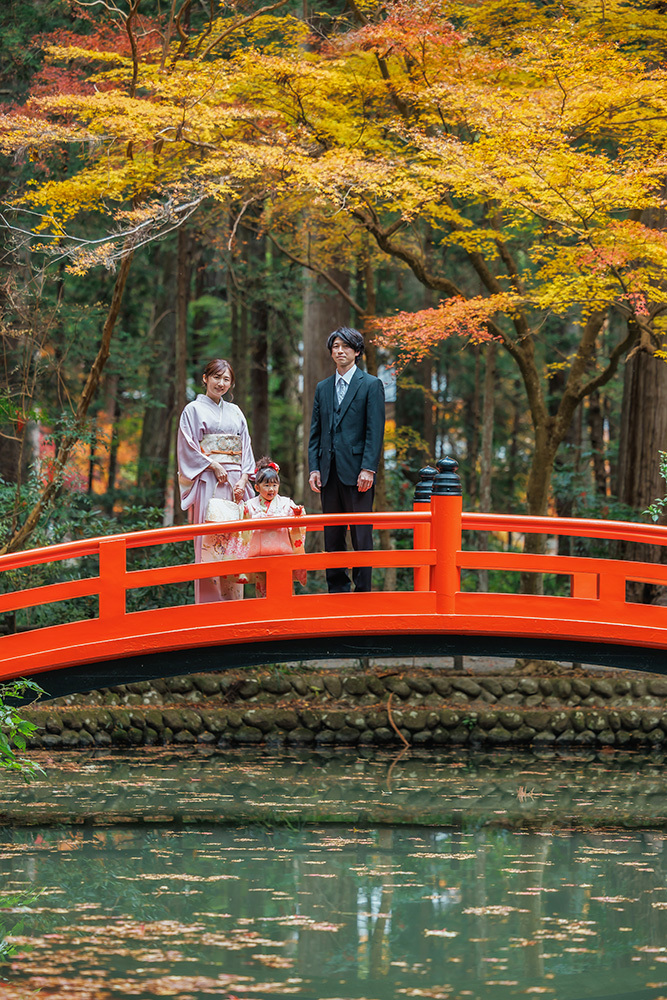 富士市の記念写真撮影・フィーノ富士店の小國神社での七五三の撮影