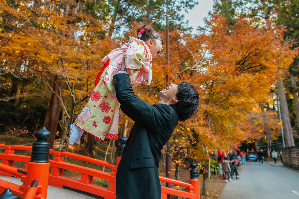 富士市の記念写真撮影・フィーノ富士店の小國神社での七五三の撮影