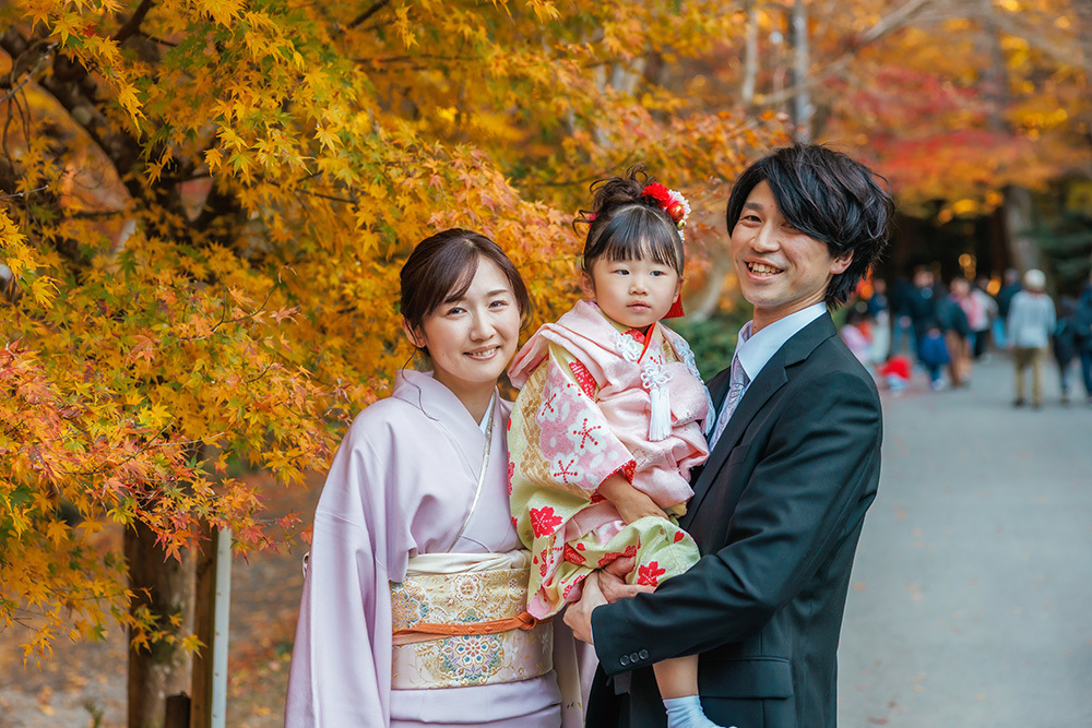 富士市の記念写真撮影・フィーノ富士店の小國神社での七五三の撮影