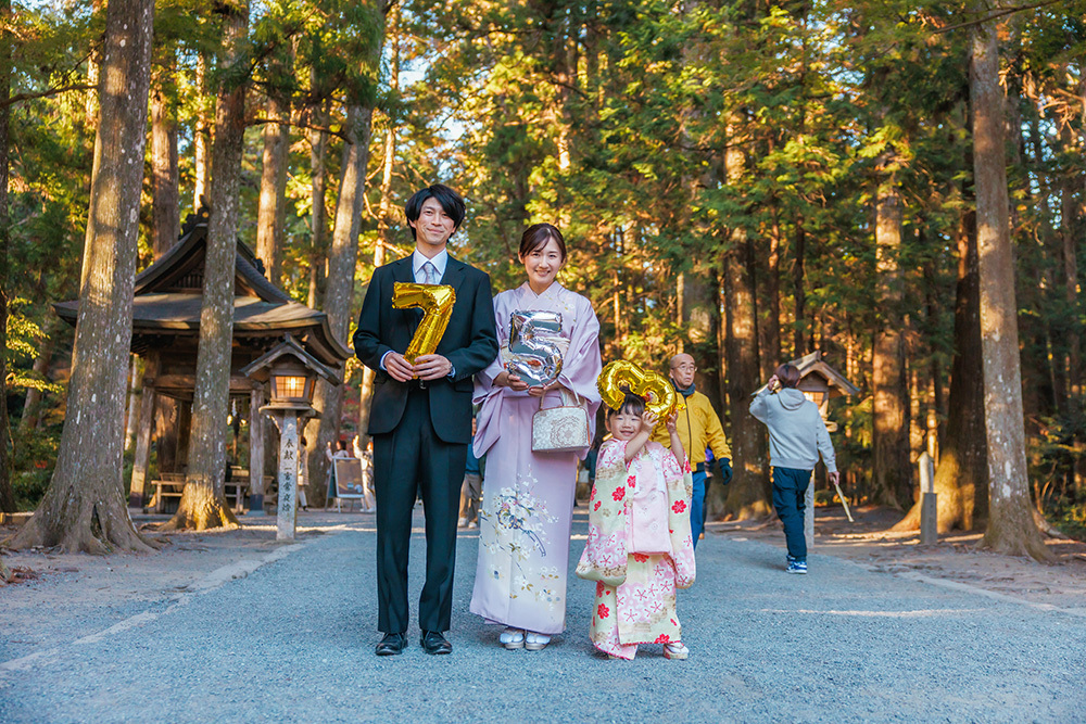 富士市の記念写真撮影・フィーノ富士店の小國神社での七五三の撮影