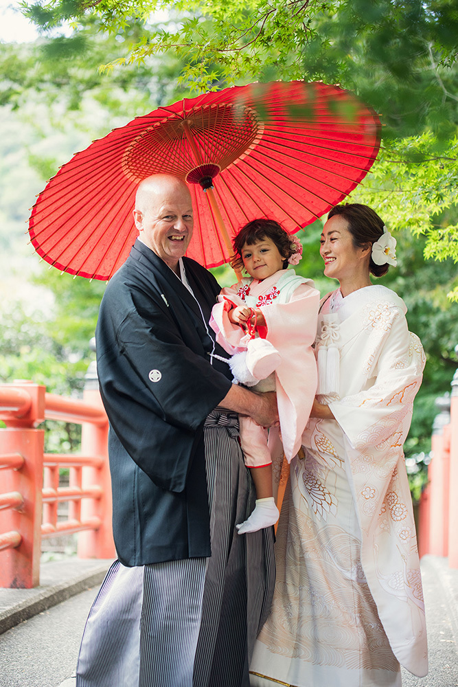 富士市の記念写真撮影・フィーノ富士店の竹林の小径での七五三の撮影
