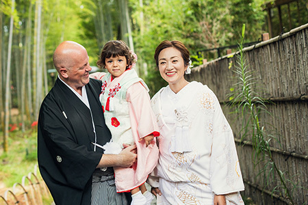 富士市の記念写真撮影・フィーノ富士店の竹林の小径での七五三の撮影