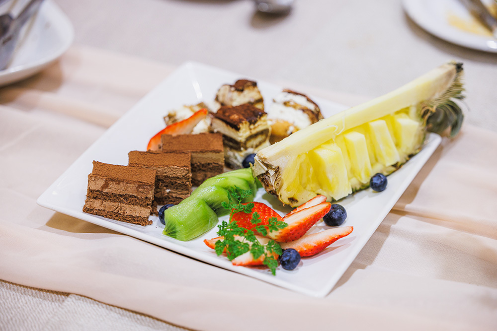 富士市フィーノ記念日の会食プランのお料理