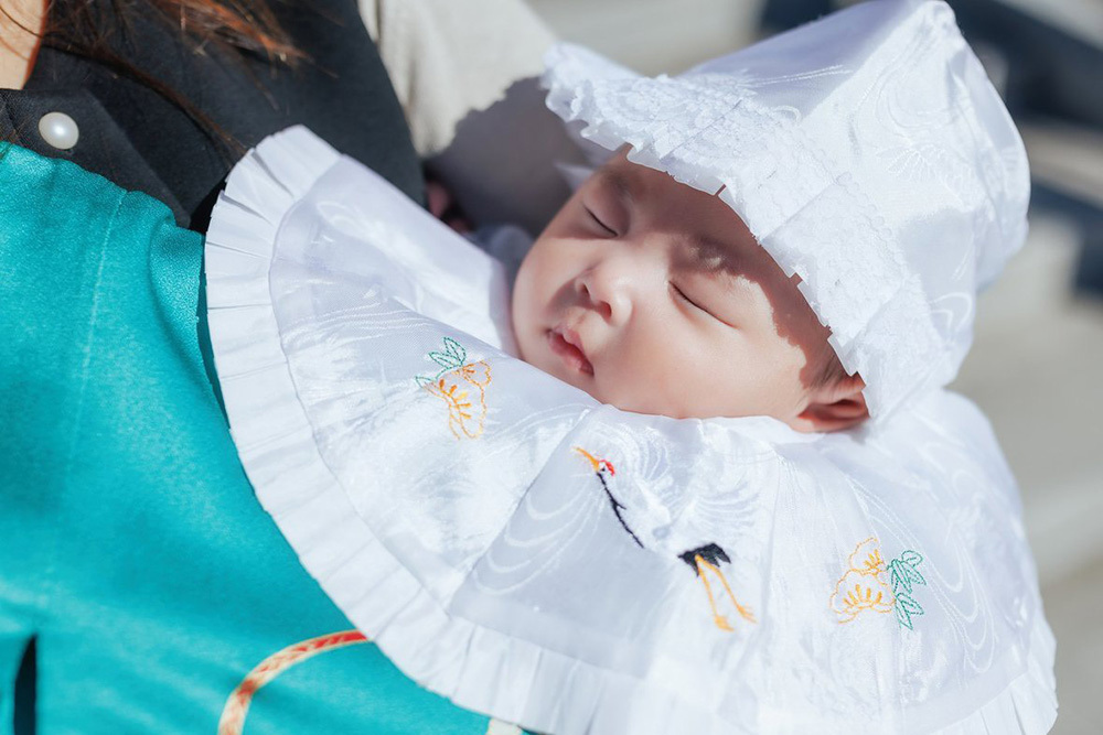 富士市の記念写真撮影・フィーノ富士店のスタジオでのお宮参りの撮影