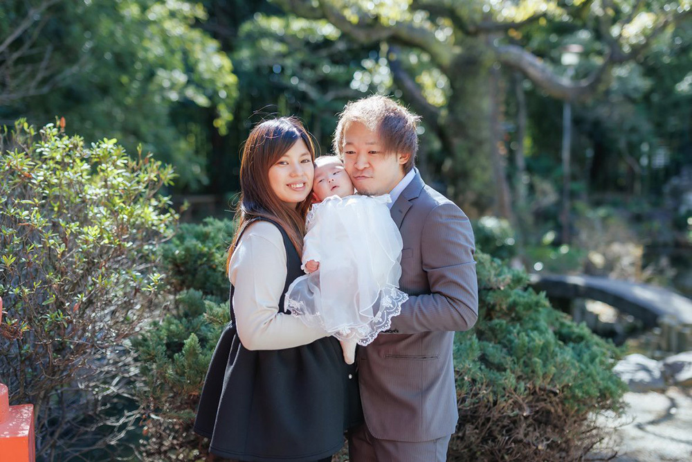 富士市の記念写真撮影・フィーノ富士店の三日市神社でのお宮参りの撮影