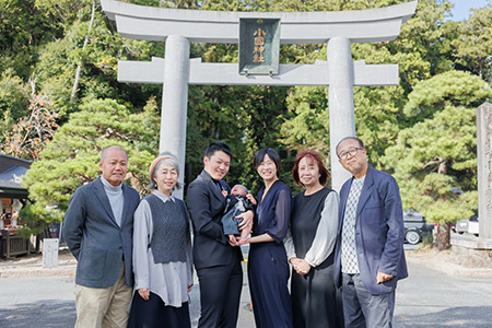 富士市の記念写真撮影・フィーノ富士店の小國神社でのお宮参りの撮影