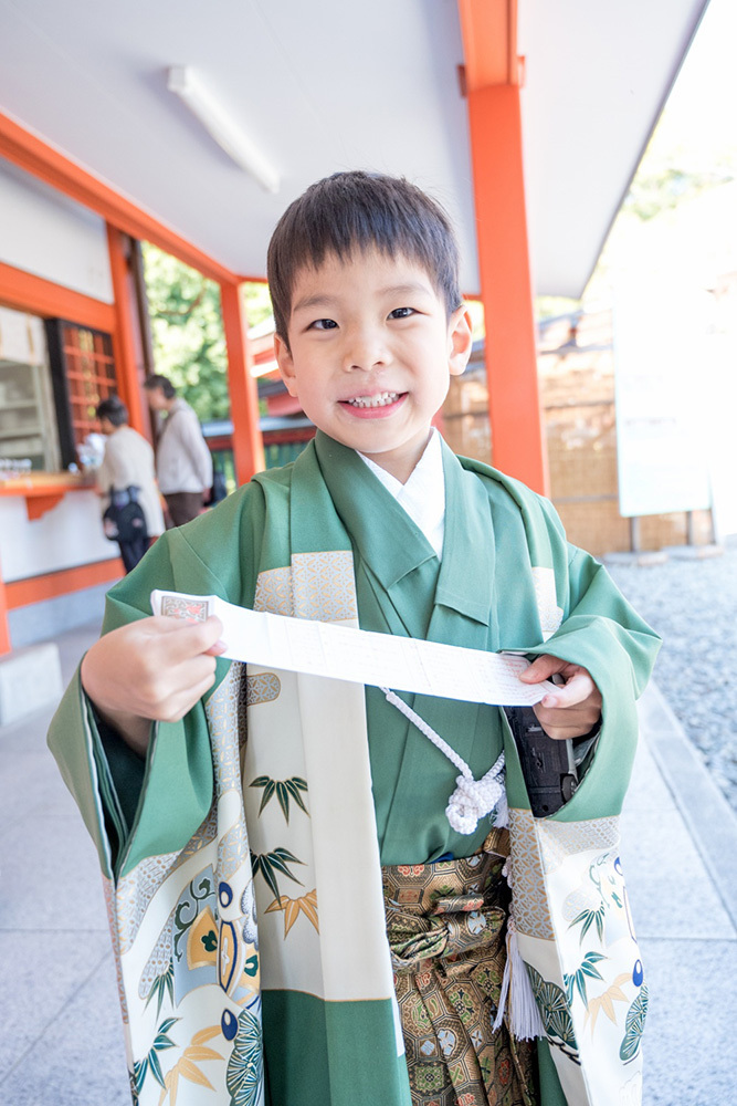 富士市の記念写真撮影・フィーノ富士店の富士宮浅間大社での七五三の撮影