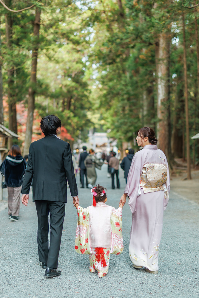 富士市の記念写真撮影・フィーノ富士店の小國神社での七五三の撮影