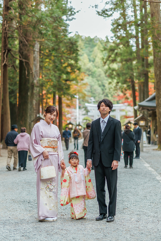 富士市の記念写真撮影・フィーノ富士店の小國神社での七五三の撮影