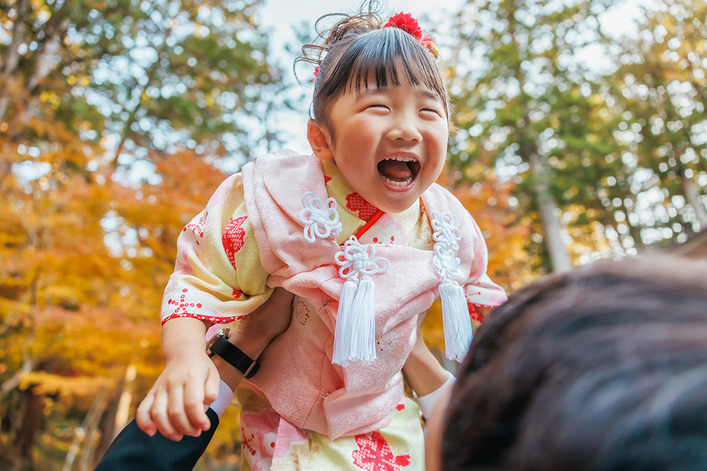 富士市の記念写真撮影・フィーノ富士店の小國神社での七五三の撮影