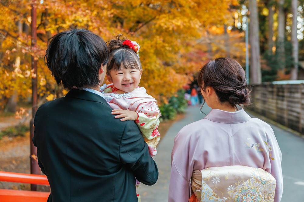 富士市の記念写真撮影・フィーノ富士店の小國神社での七五三の撮影