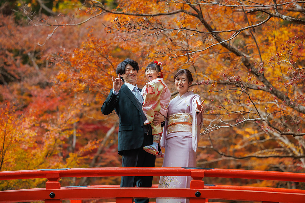 富士市の記念写真撮影・フィーノ富士店の小國神社での七五三の撮影
