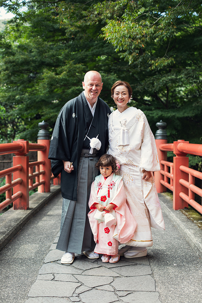 富士市の記念写真撮影・フィーノ富士店の竹林の小径での七五三の撮影