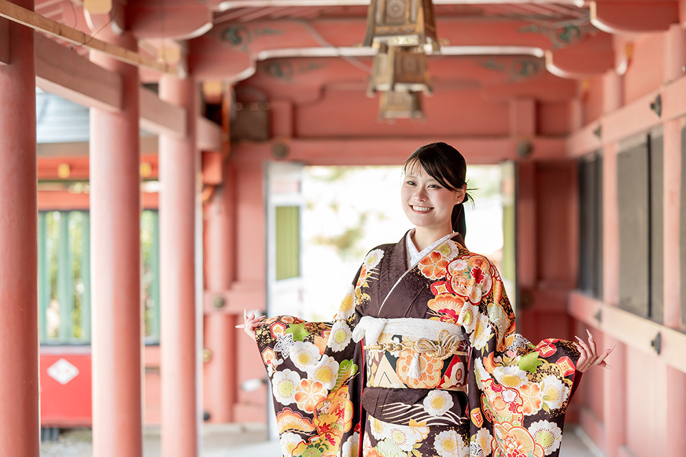 富士市の記念写真撮影・フィーノ富士店の富士宮浅間大社での成人式前撮りの撮影