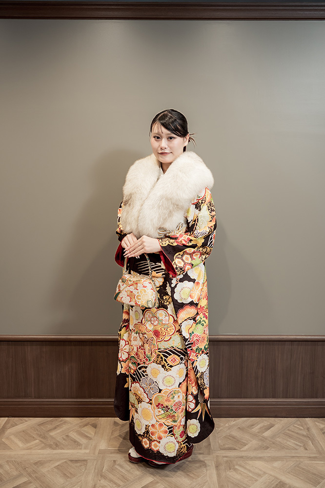 富士市成人式の記念写真撮影・フィーノ富士店のスタジオでの成人式後撮りの撮影